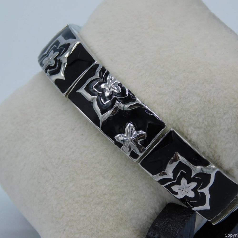 2/$40 Vintage Lia Sophia Black Enamel Bracelet